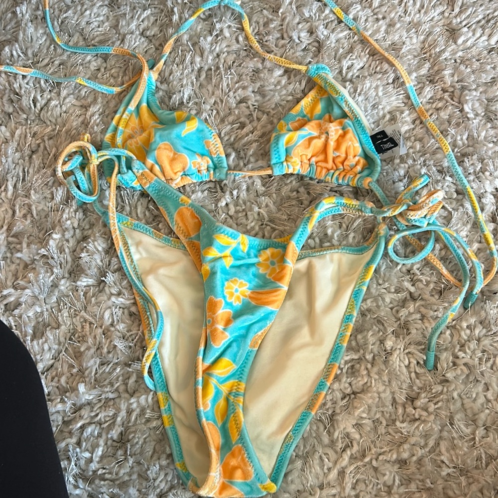 Triangl bikini
